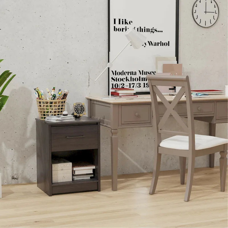 Houten nachtkastje met lade en open opbergplank